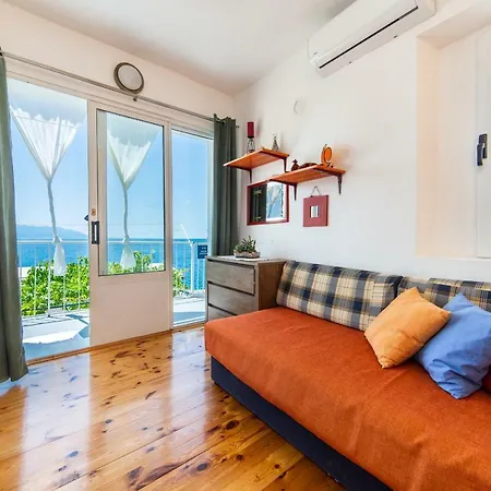 Blu With Fabulous Sea View